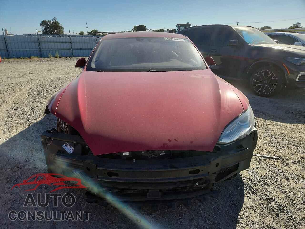 TESLA MODEL S 2015 - 5YJSA1E20FF116086