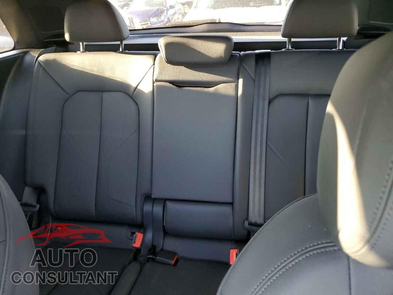 AUDI Q3 2020 - WA1EECF34L1039953