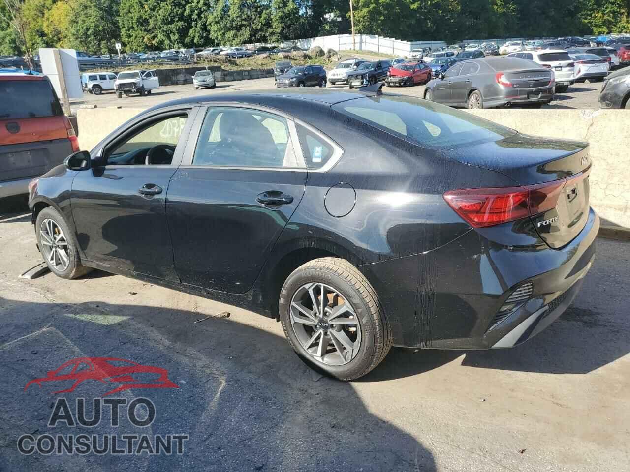 KIA FORTE 2023 - 3KPF24AD8PE654436