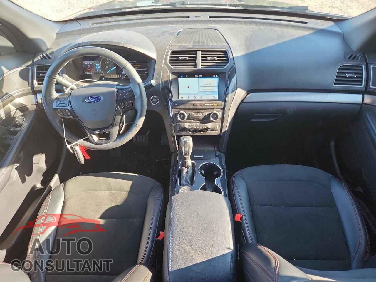 FORD EXPLORER 2018 - 1FM5K8D88JGB05579