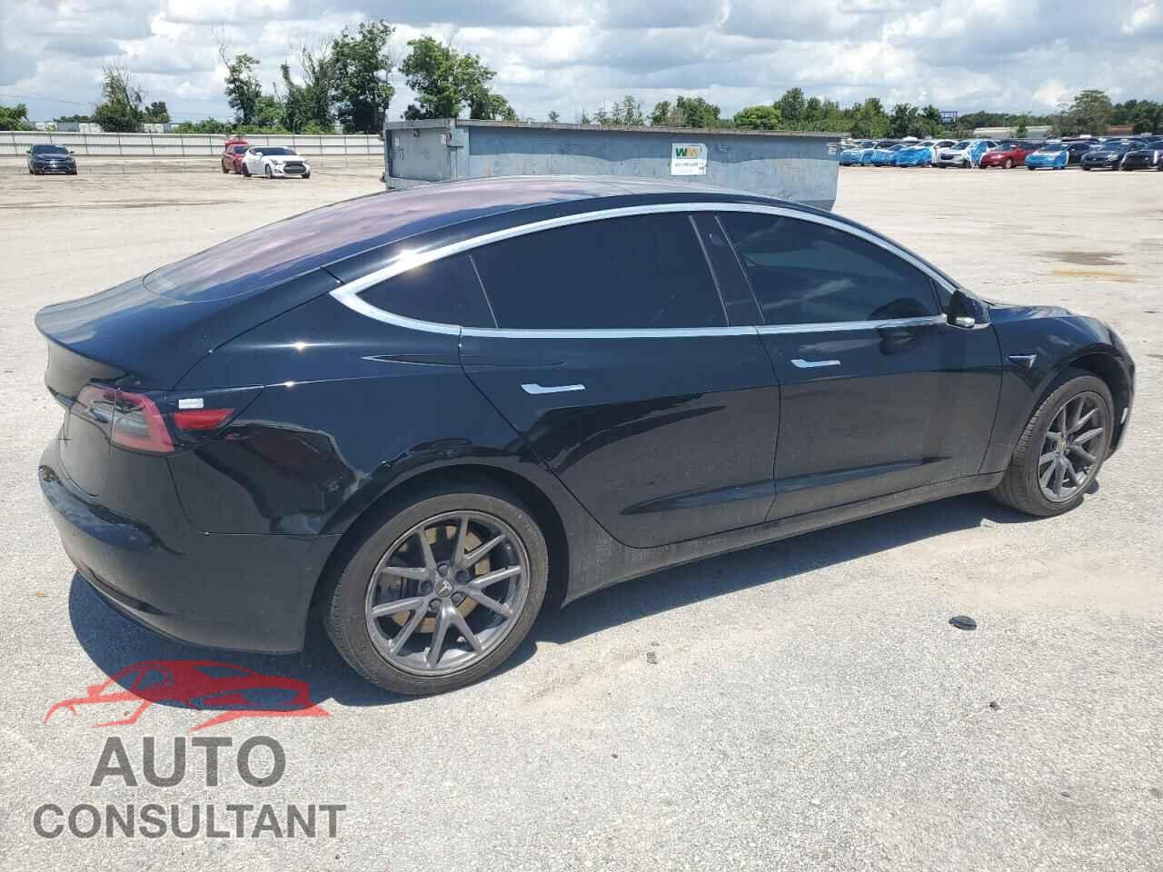 TESLA MODEL 3 2018 - 5YJ3E1EA7JF016057