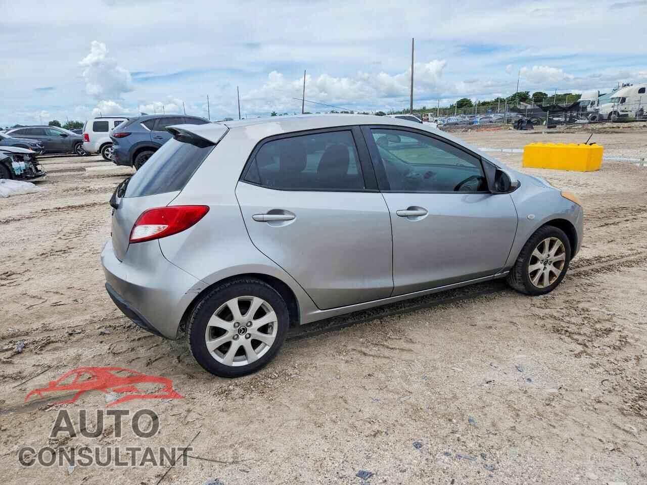 MAZDA 2 2013 - JM1DE1LY4D0160804