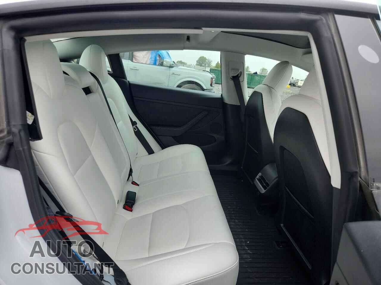 TESLA MODEL 3 2022 - 5YJ3E1EB5NF193902