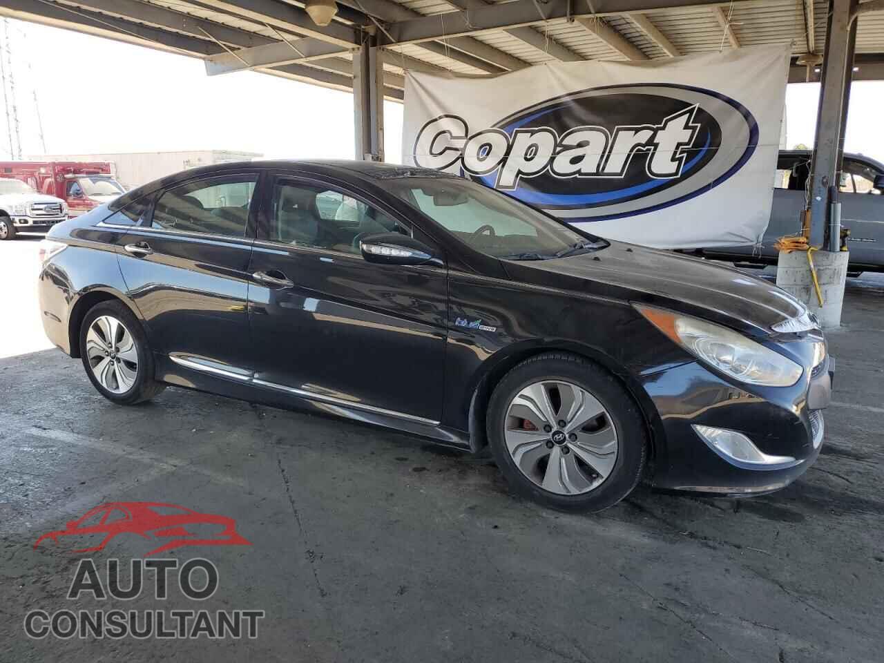 HYUNDAI SONATA 2014 - KMHEC4A40EA110873