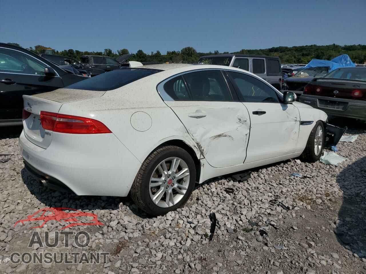 JAGUAR XE 2018 - SAJAD4FX0JCP37589