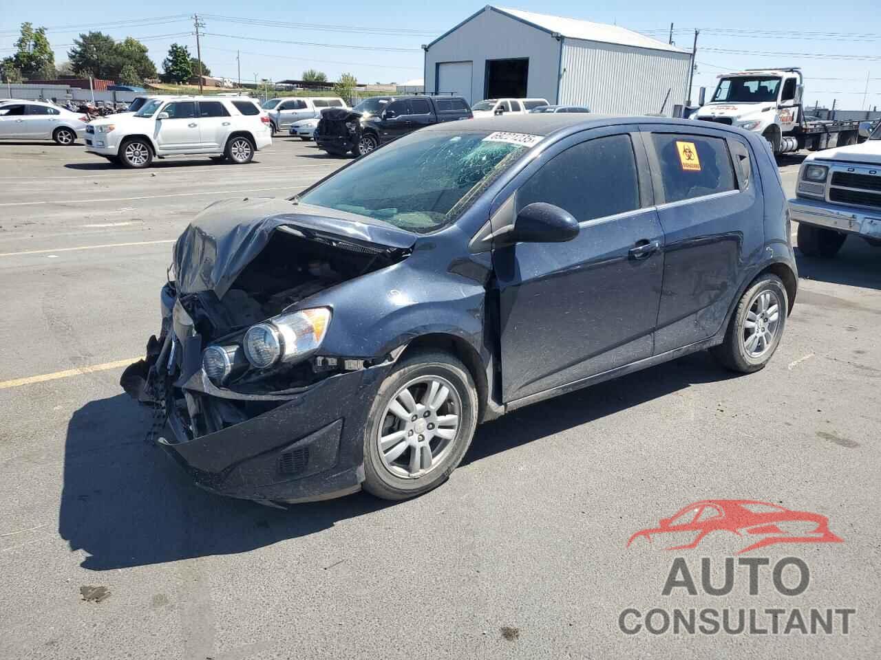 CHEVROLET SONIC 2016 - 1G1JC6SH7G4139071