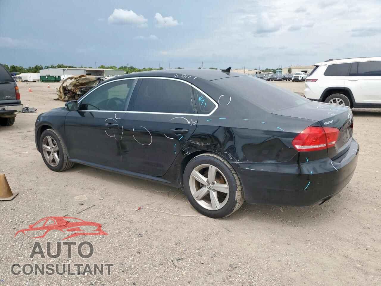 VOLKSWAGEN PASSAT 2015 - 1VWAT7A31FC096321