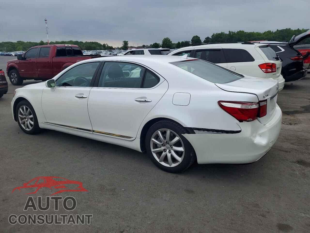 LEXUS LS 2009 - JTHDL46F695000840