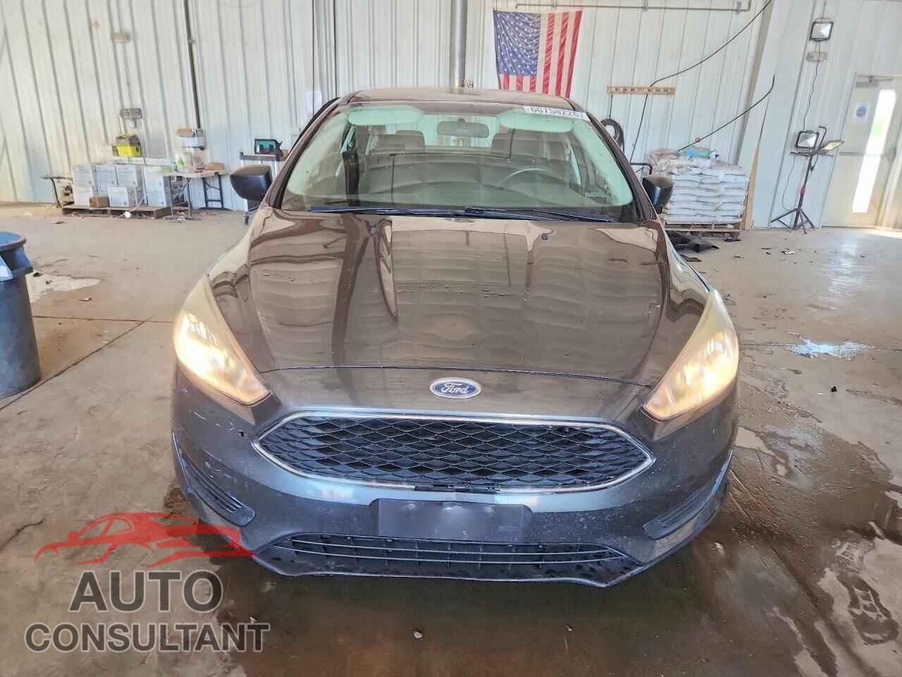 FORD FOCUS 2017 - 1FADP3E28HL339338