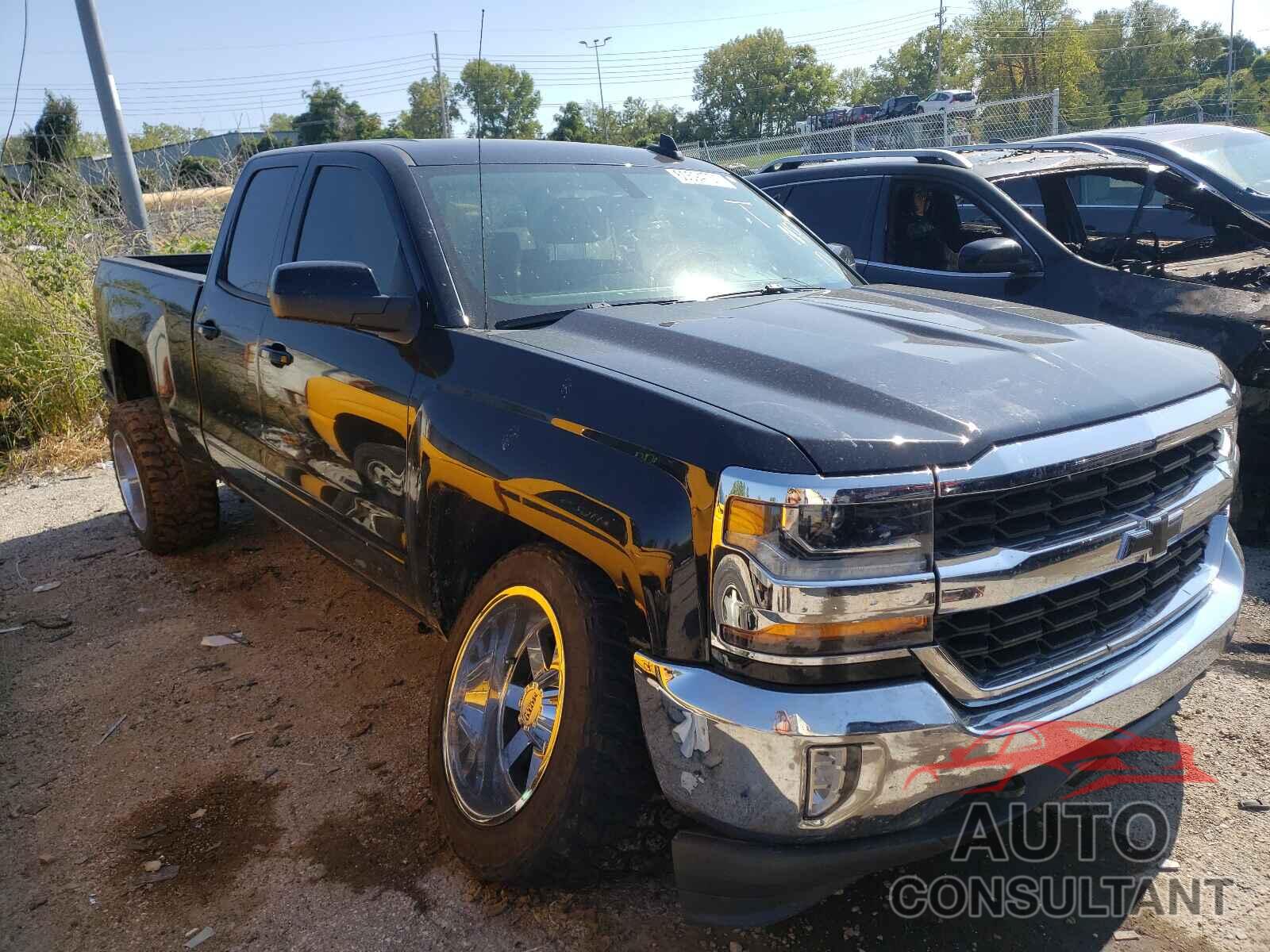 CHEVROLET SILVERADO 2017 - 1GCVKREC2HZ261371