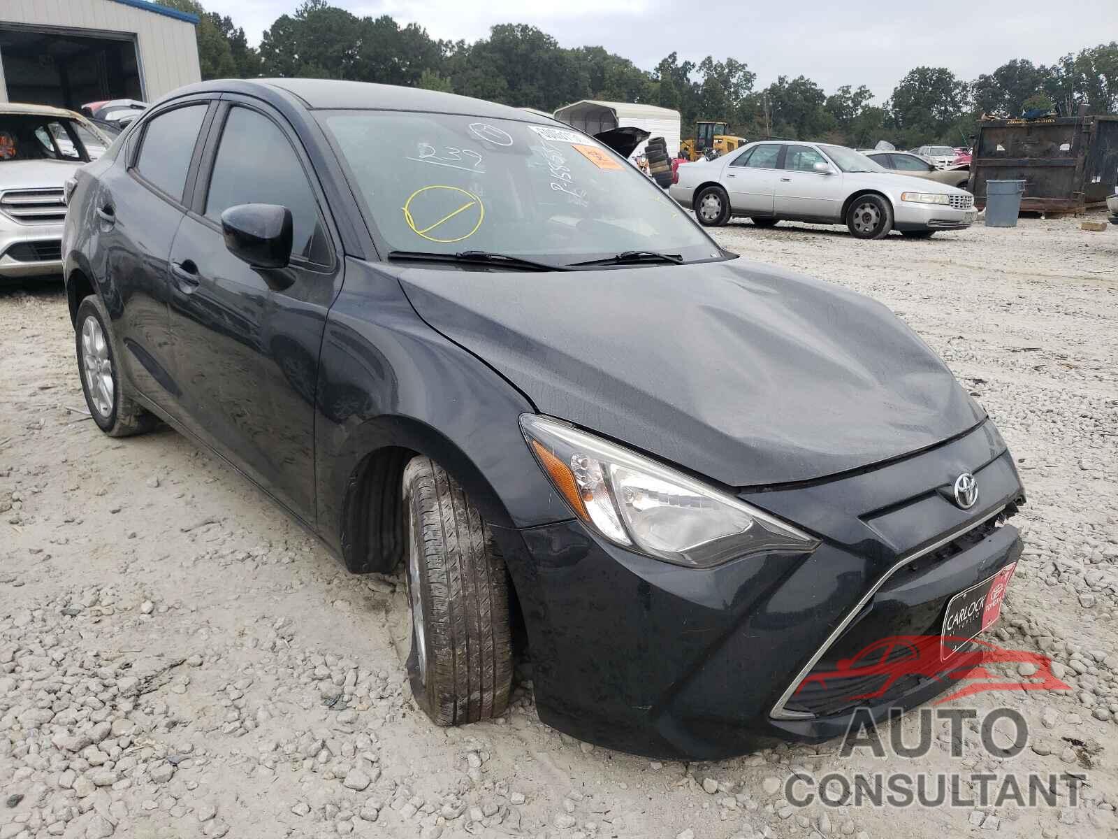TOYOTA YARIS 2017 - 3MYDLBYV5HY169745