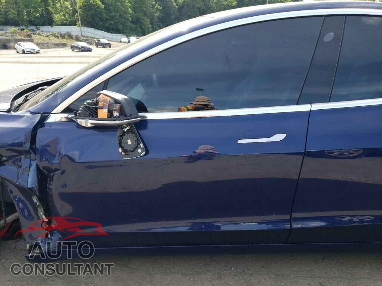 TESLA MODEL 3 2018 - 5YJ3E1EB2JF074196