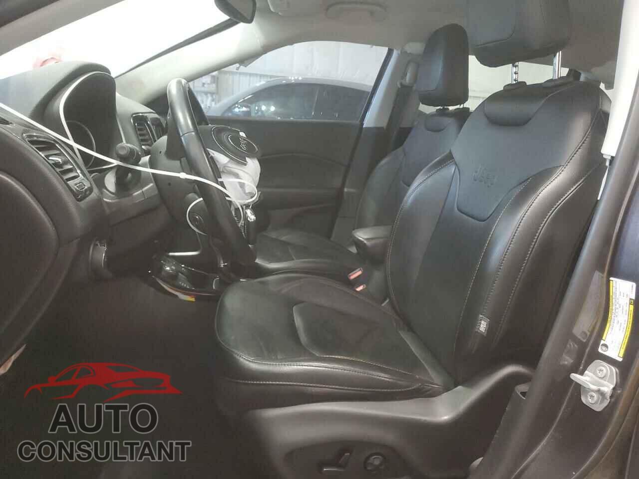 JEEP COMPASS 2020 - 3C4NJDCB8LT245885