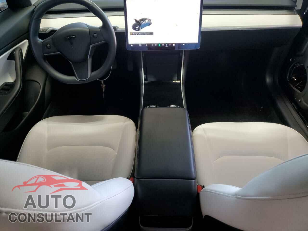 TESLA MODEL 3 2020 - 5YJ3E1EB5LF668476