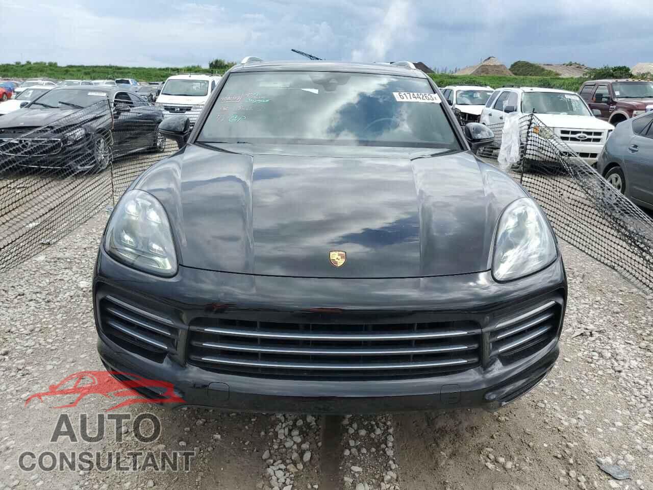 PORSCHE CAYENNE 2019 - WP1AA2AY1KDA17191