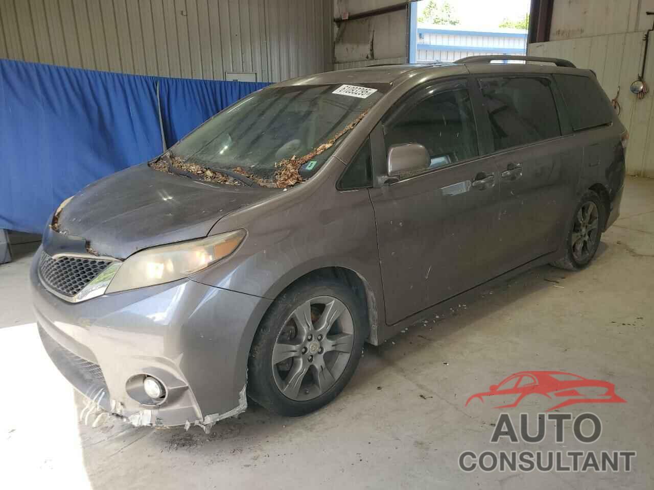 TOYOTA SIENNA 2011 - 5TDXK3DC5BS094083