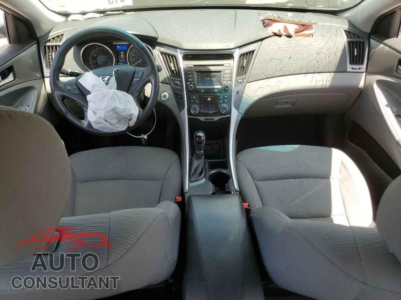 HYUNDAI SONATA 2015 - KMHEC4A4XFA133708