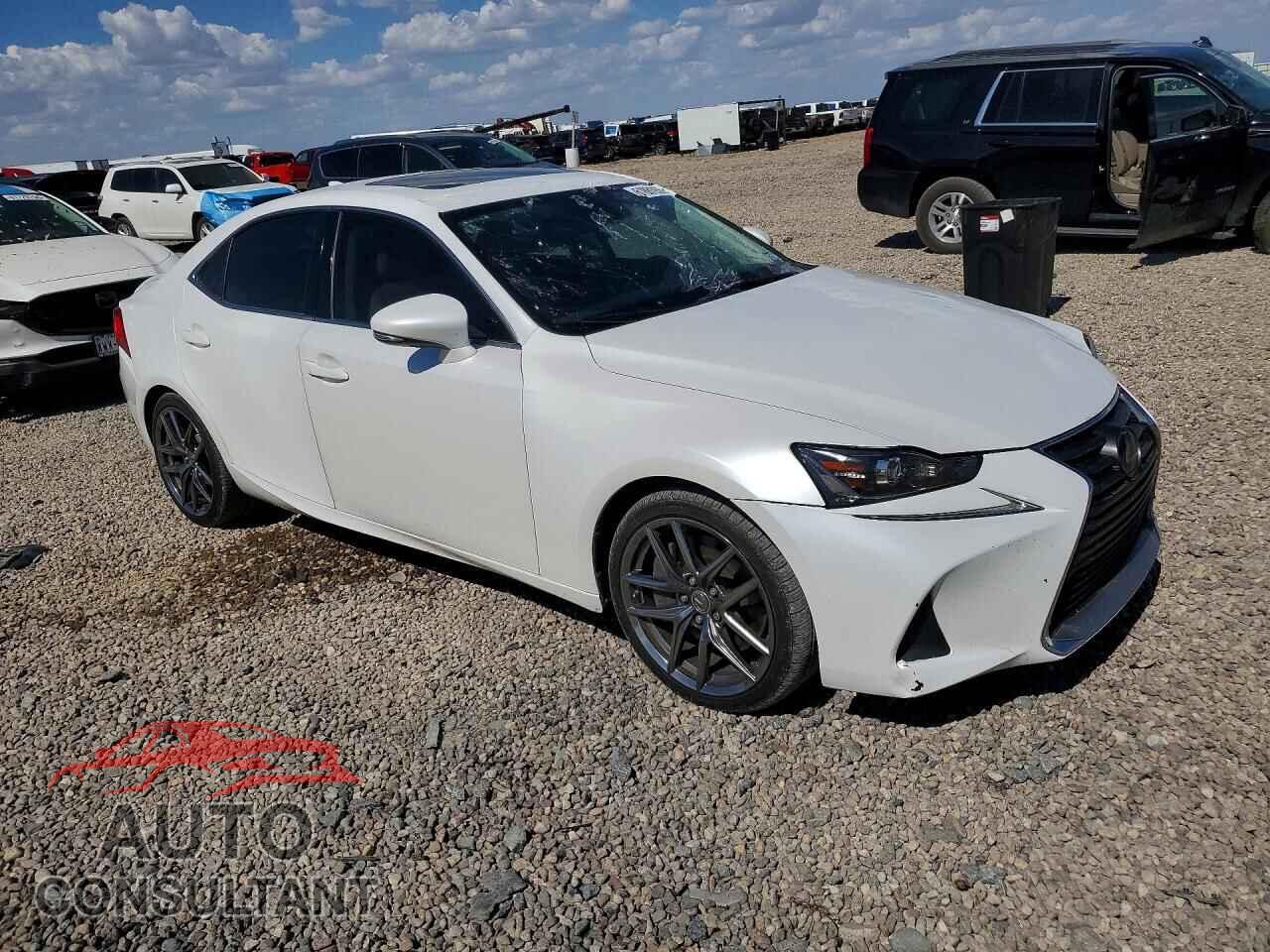 LEXUS IS 2017 - JTHBA1D20H5052166