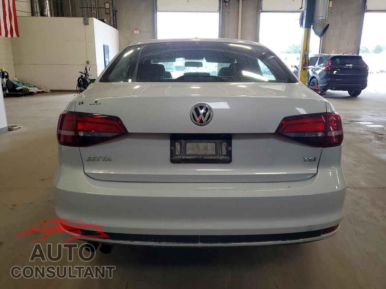 VOLKSWAGEN JETTA 2017 - 3VW2B7AJ6HM285604