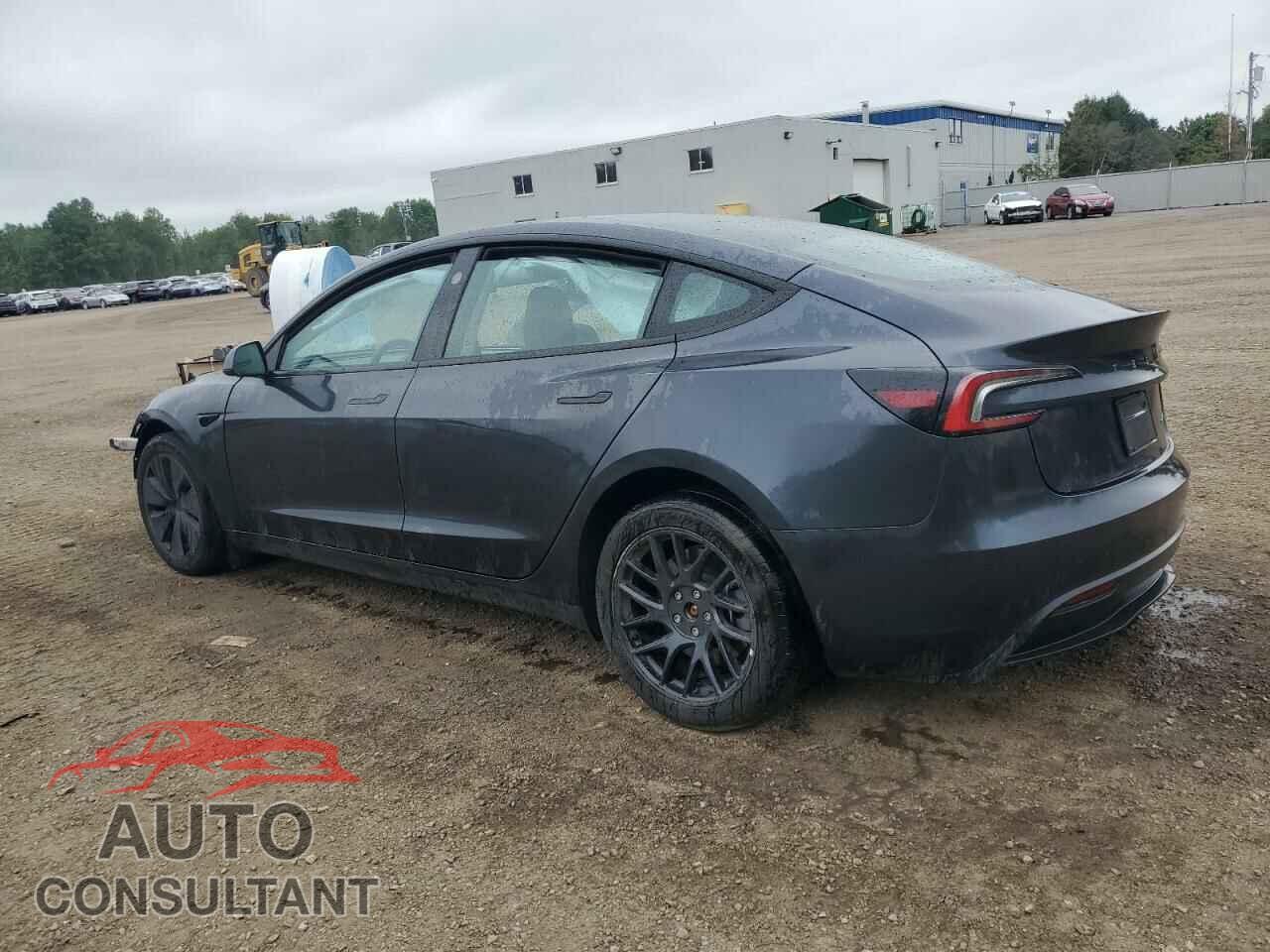 TESLA MODEL 3 2024 - LRW3E7EB4RC101441