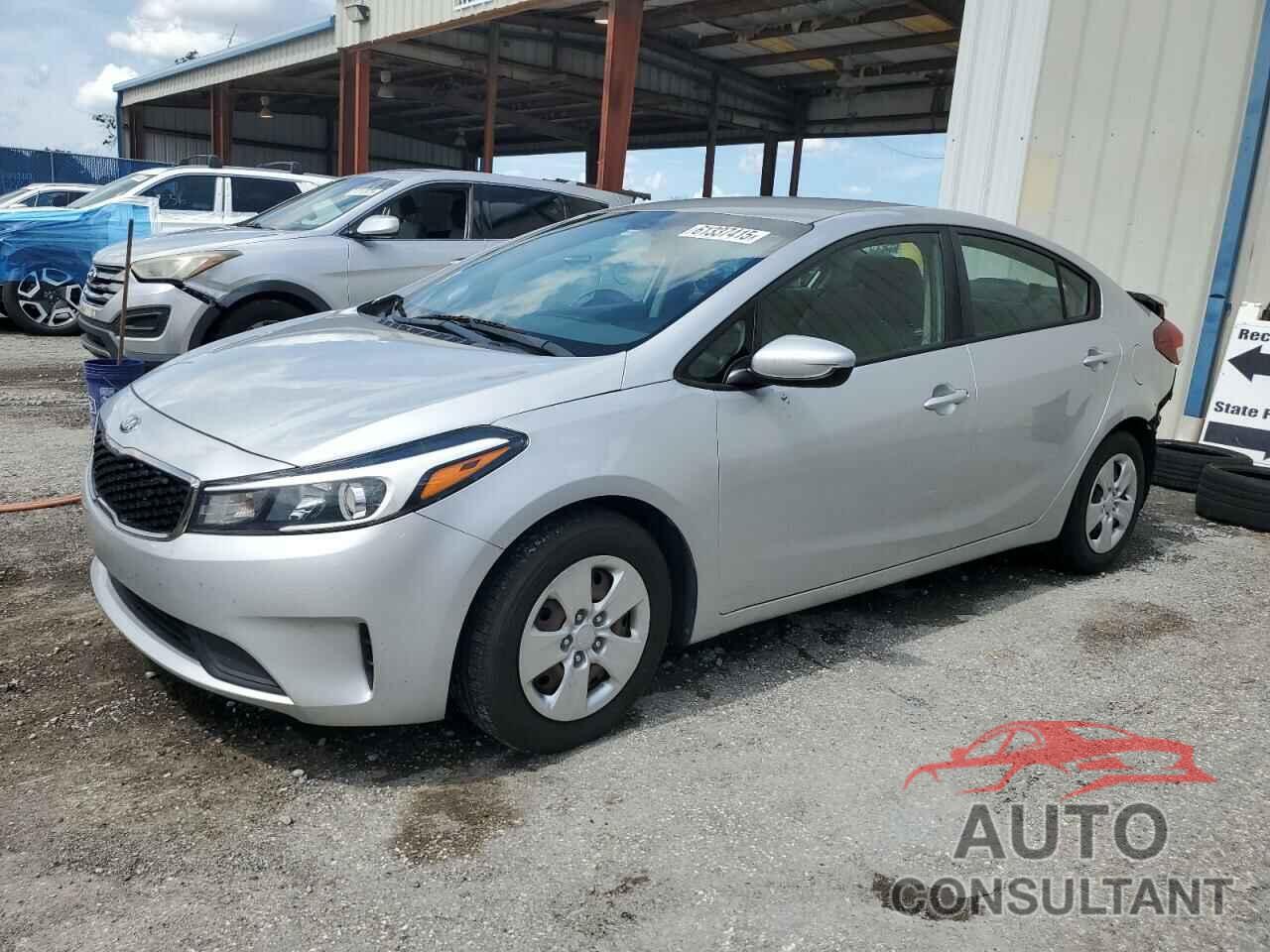 KIA FORTE 2018 - 3KPFK4A72JE265759