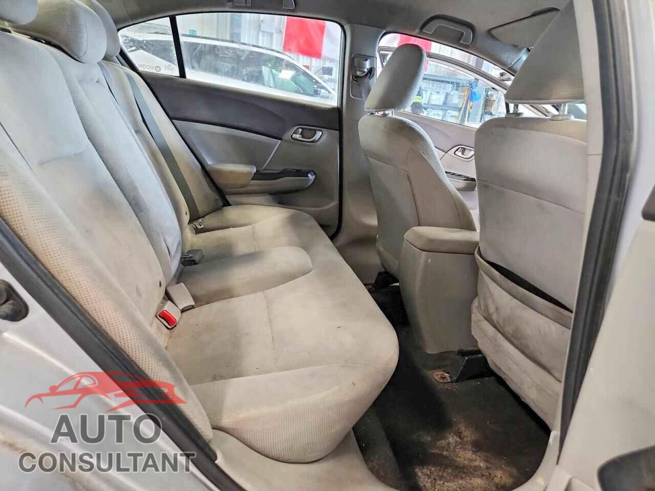 HONDA CIVIC 2012 - 2HGFB2E47CH016855
