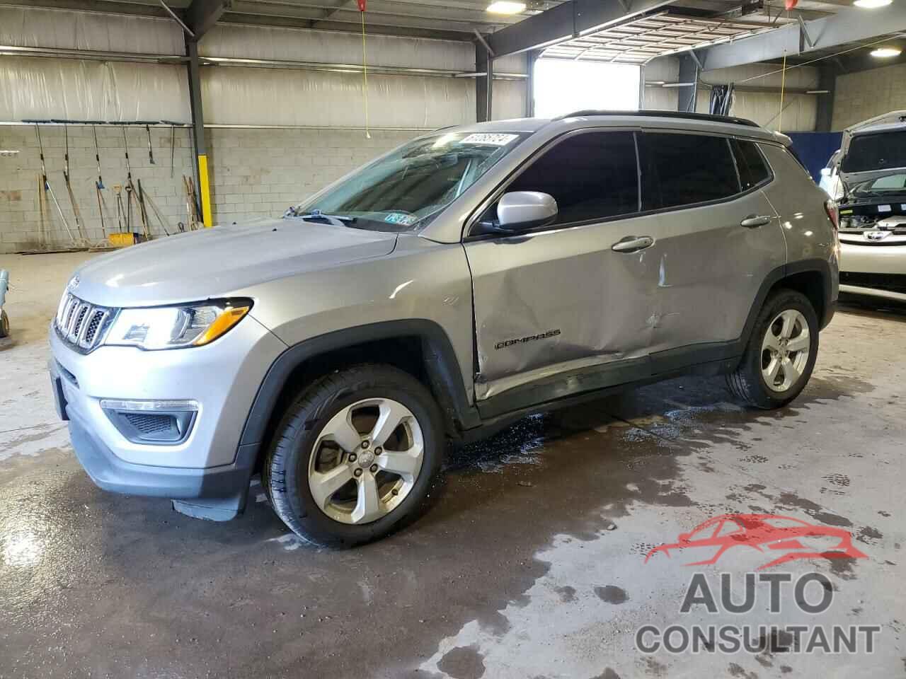 JEEP COMPASS 2018 - 3C4NJDBB3JT436113