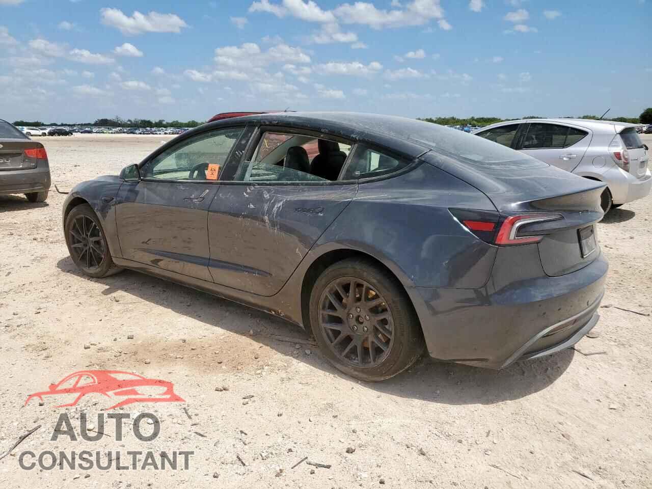 TESLA MODEL 3 2024 - 5YJ3E1EA6RF740169