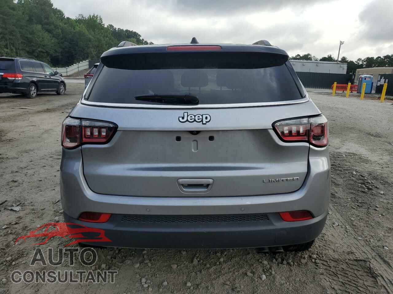 JEEP COMPASS 2018 - 3C4NJCCB2JT181740
