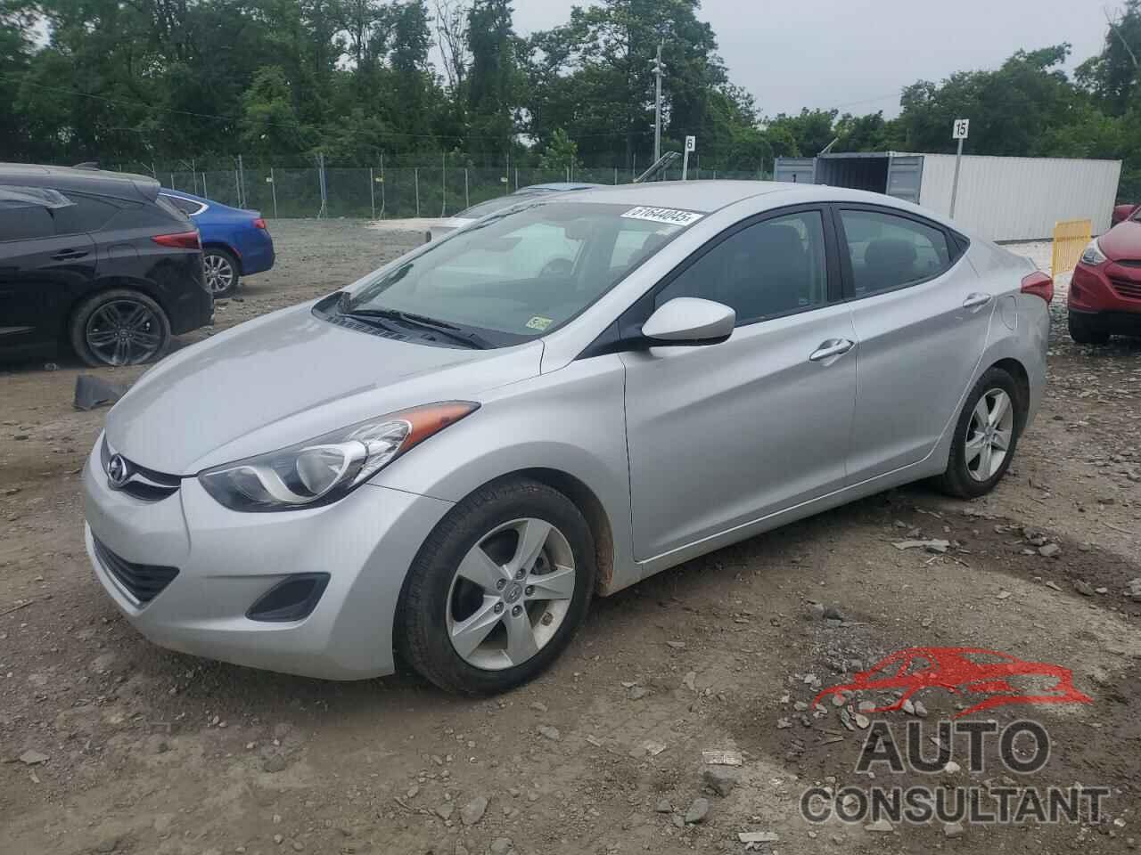 HYUNDAI ELANTRA 2011 - KMHDH4AE2BU148010