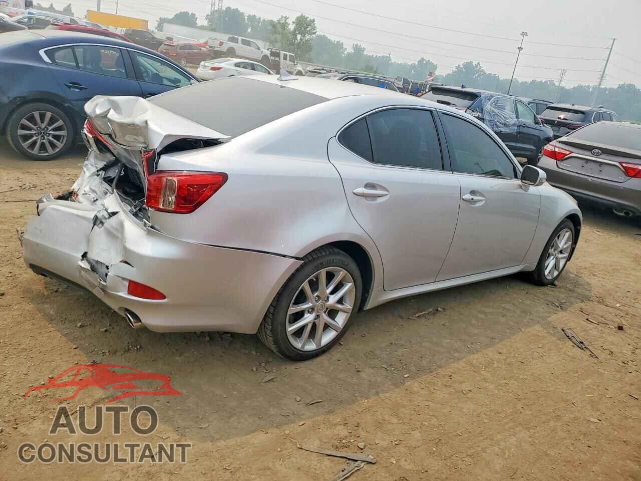 LEXUS IS 2011 - JTHCE5C20B5001694
