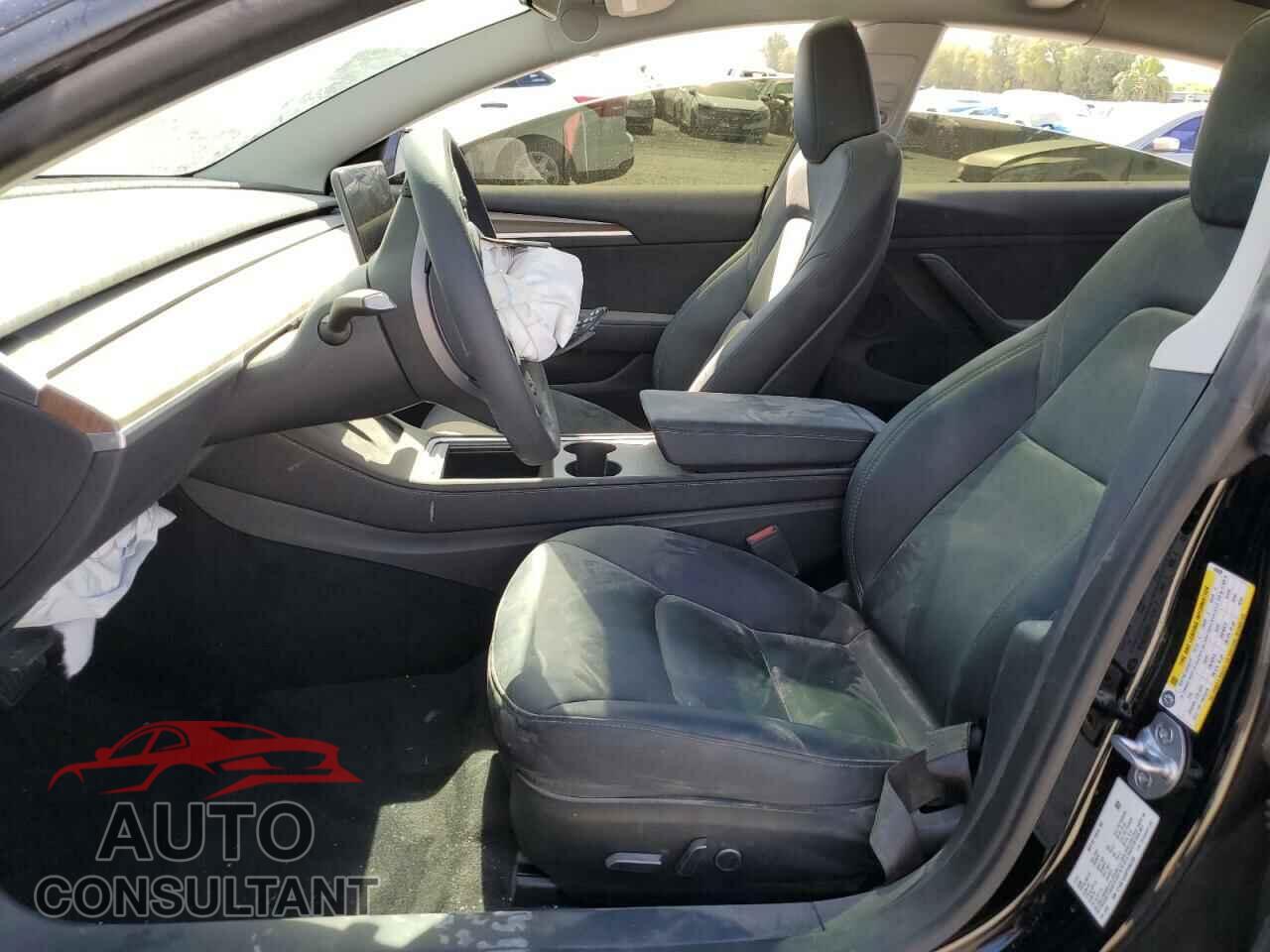 TESLA MODEL 3 2023 - 5YJ3E1EA0PF695338
