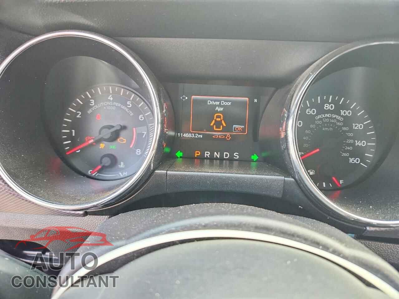 FORD MUSTANG 2015 - 1FA6P8TH2F5351483