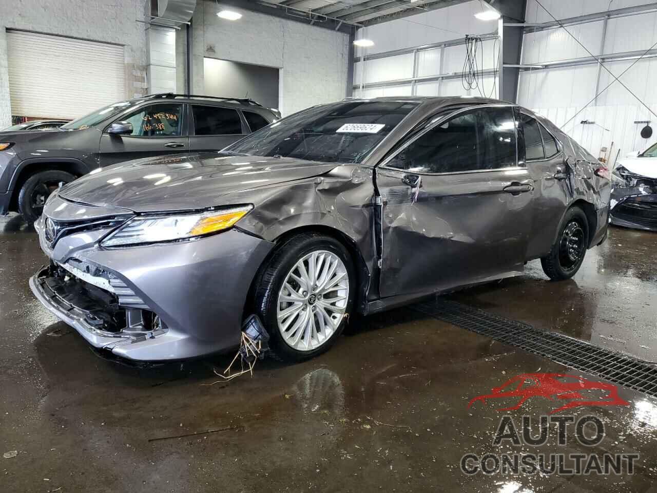 TOYOTA CAMRY 2020 - 4T1F11BK0LU008961