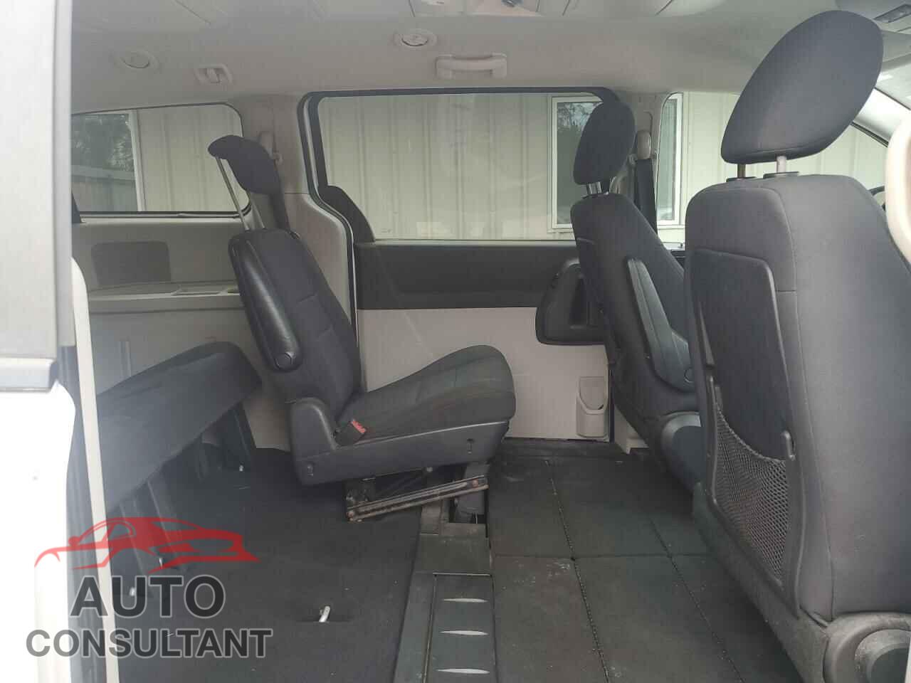 DODGE CARAVAN 2010 - 2D4RN5D19AR211314