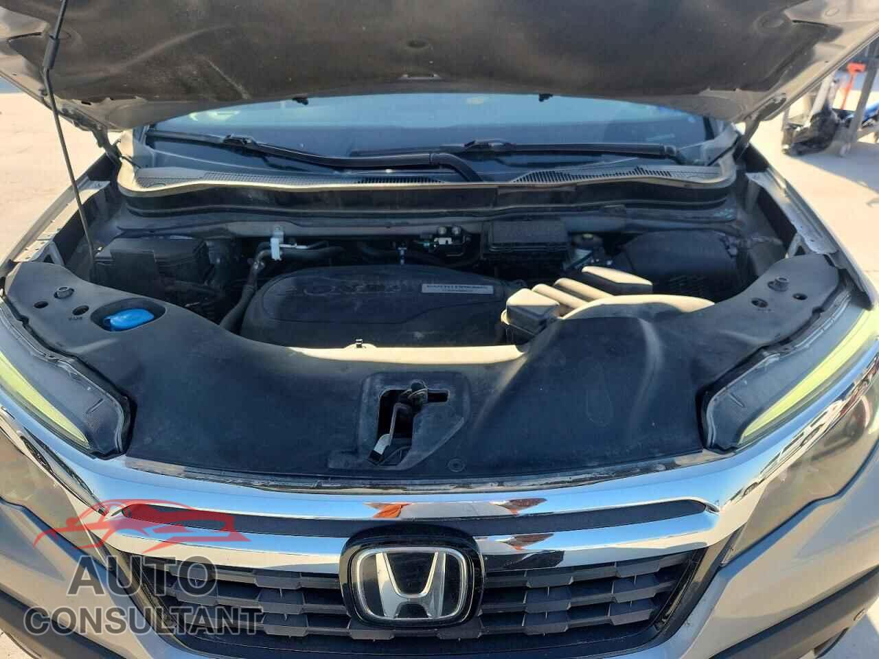 HONDA RIDGELINE 2018 - 5FPYK3F72JB013779