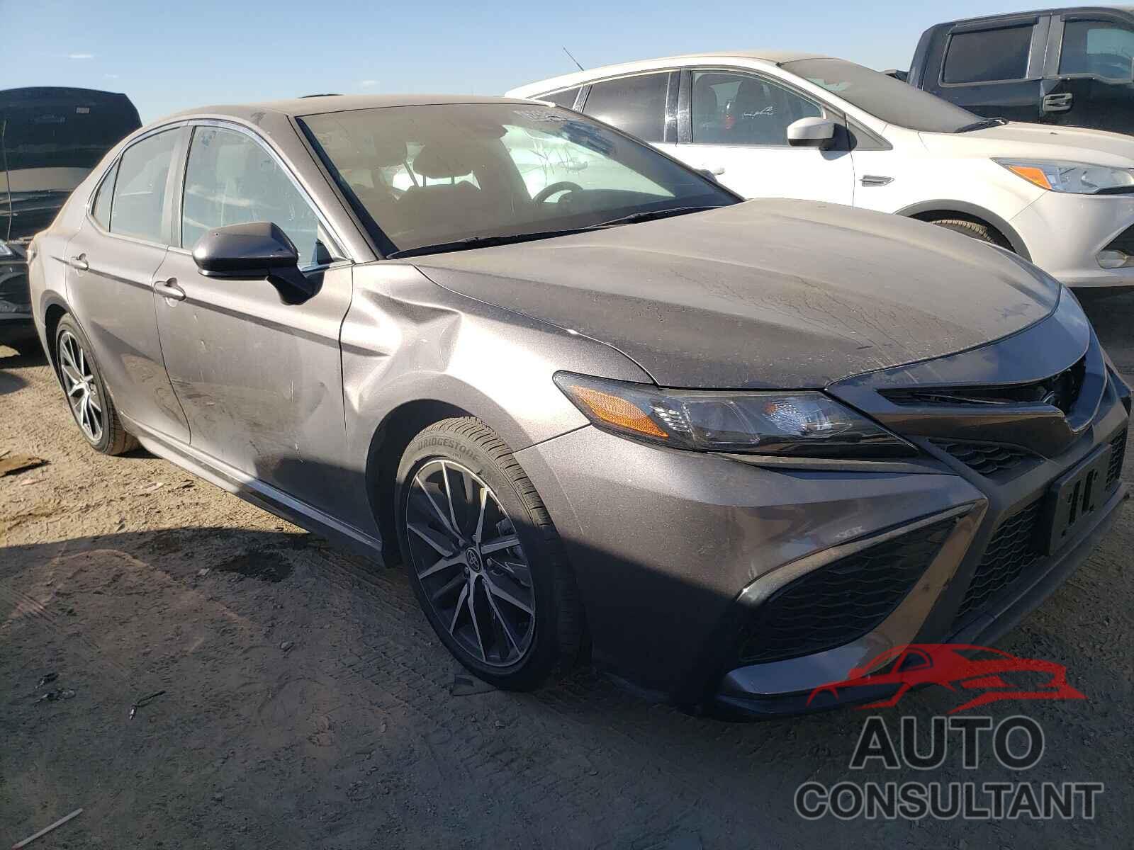 TOYOTA CAMRY 2021 - 4T1G11AK8MU583784