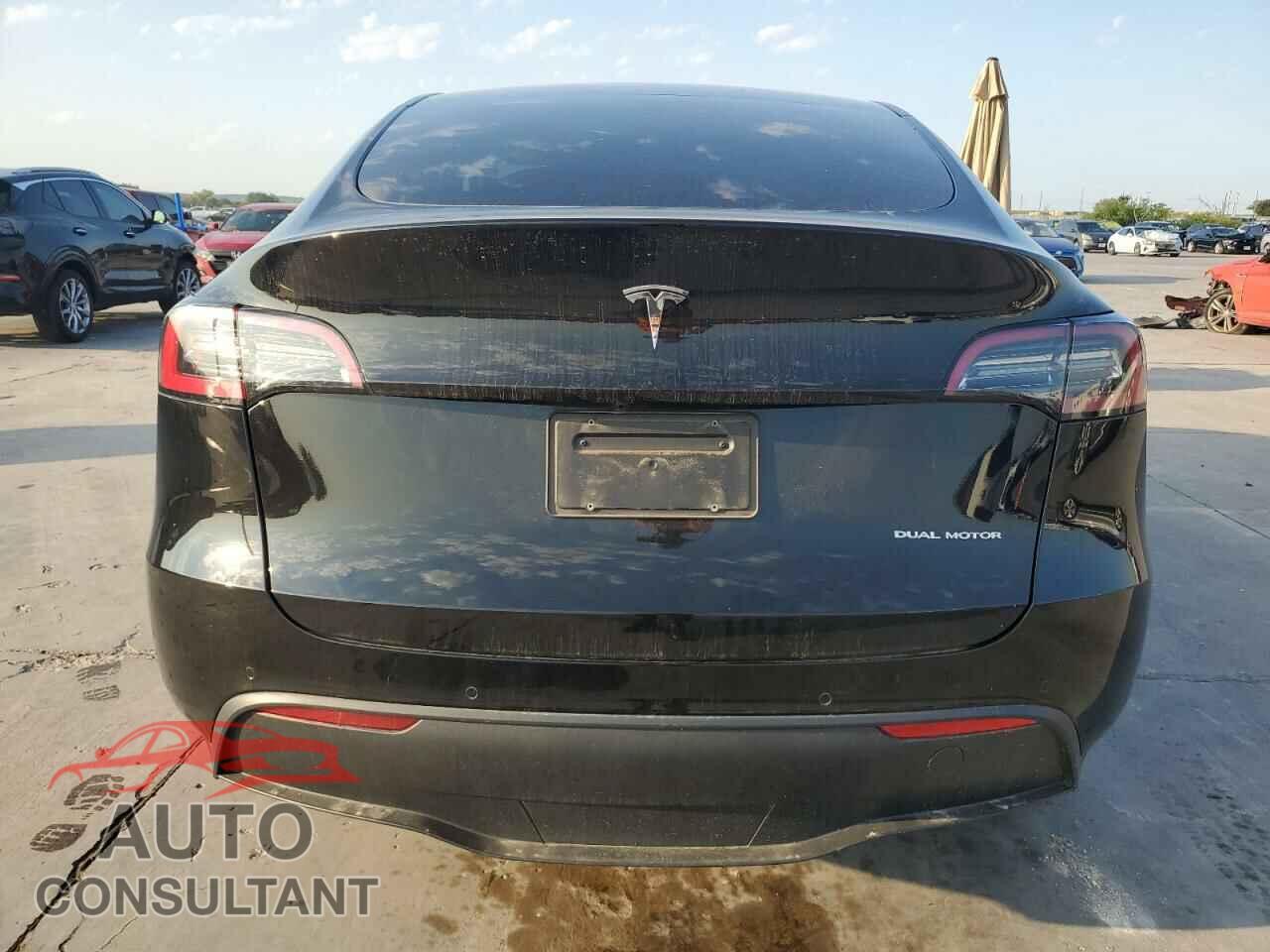 TESLA MODEL Y 2022 - 7SAYGDEE1NA006117