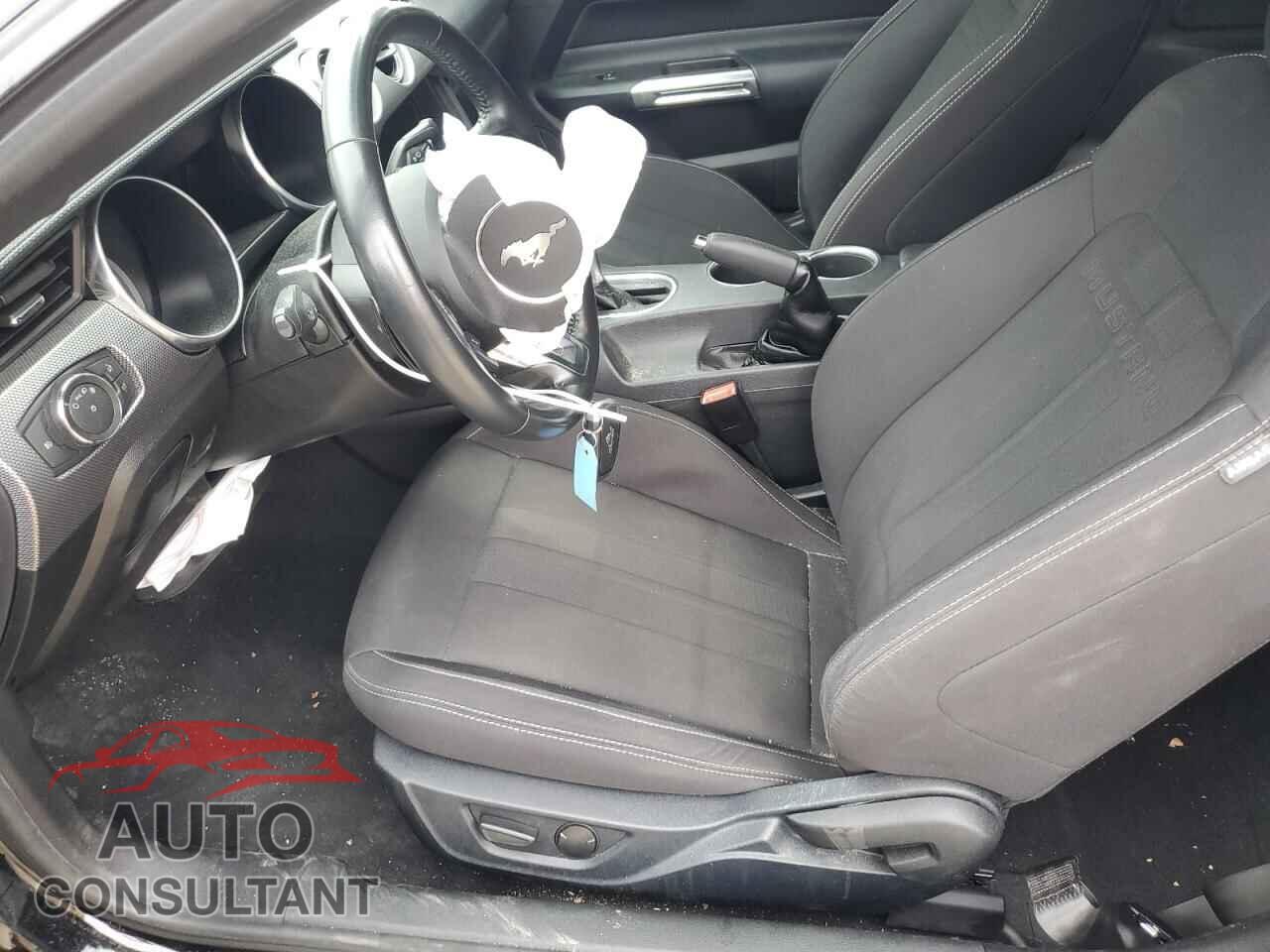 FORD MUSTANG 2021 - 1FA6P8CF2M5152185
