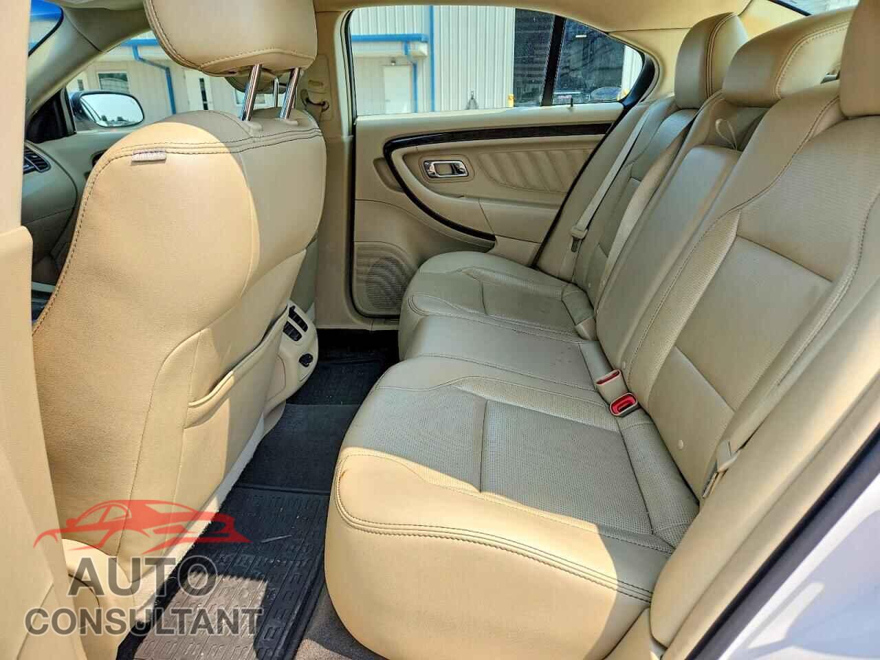 FORD TAURUS 2013 - 1FAHP2F83DG104895