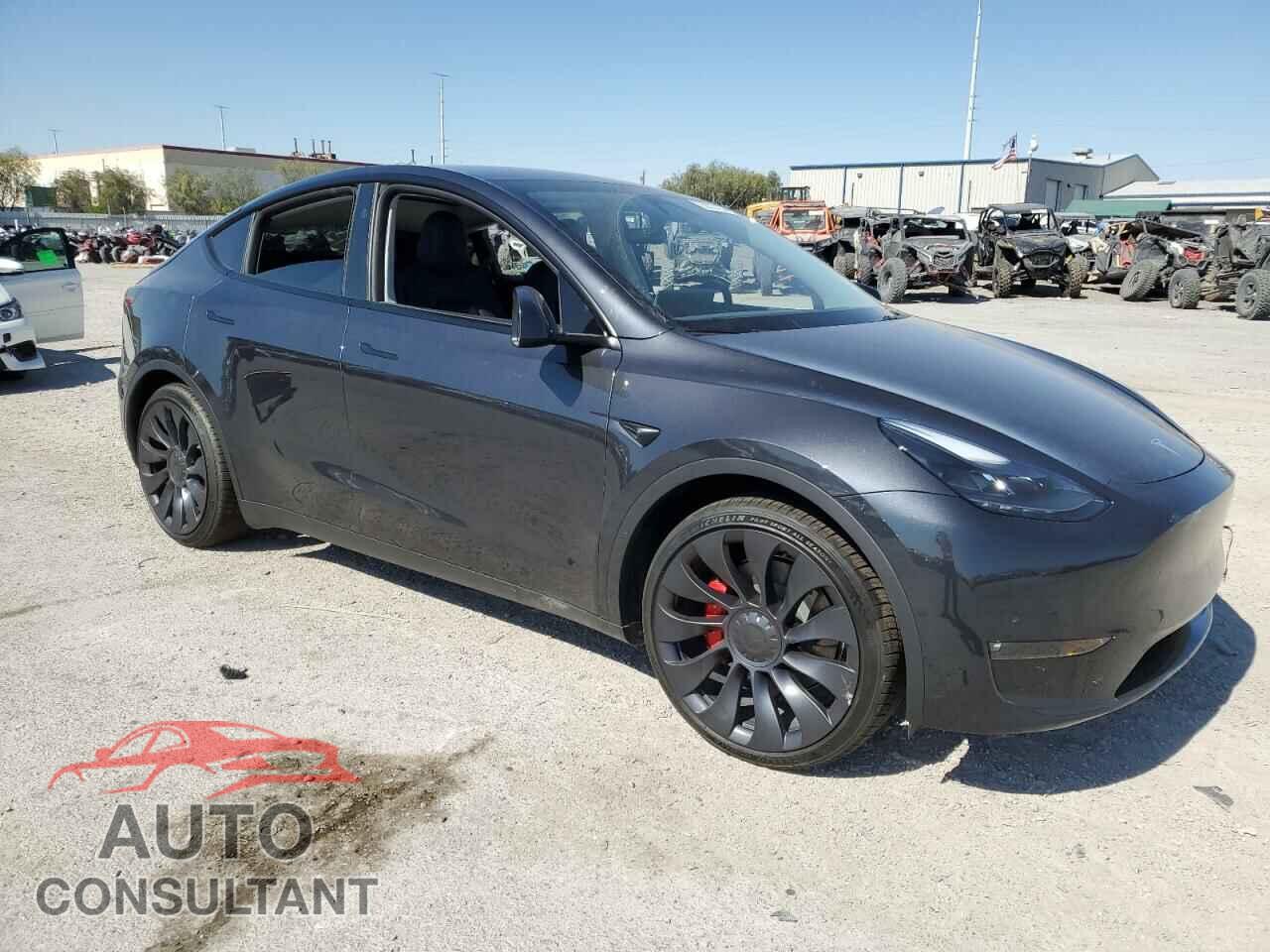 TESLA MODEL Y 2024 - 7SAYGDEF2RF022151