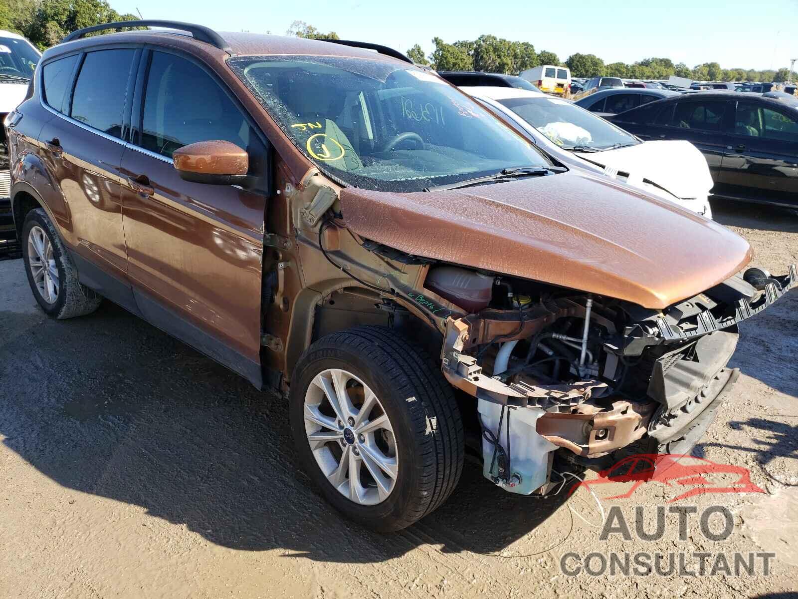 FORD ESCAPE 2017 - 1FMCU0GD7HUA16254