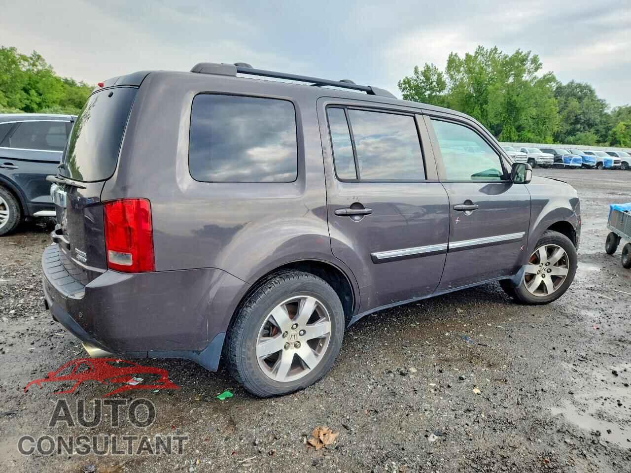 HONDA PILOT 2013 - 5FNYF4H93DB057232