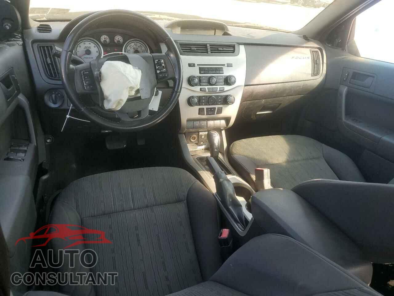 FORD FOCUS 2011 - 1FAHP3FN4BW100532