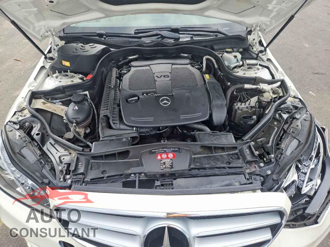MERCEDES-BENZ E-CLASS 2015 - WDDHF5KBXFB096560