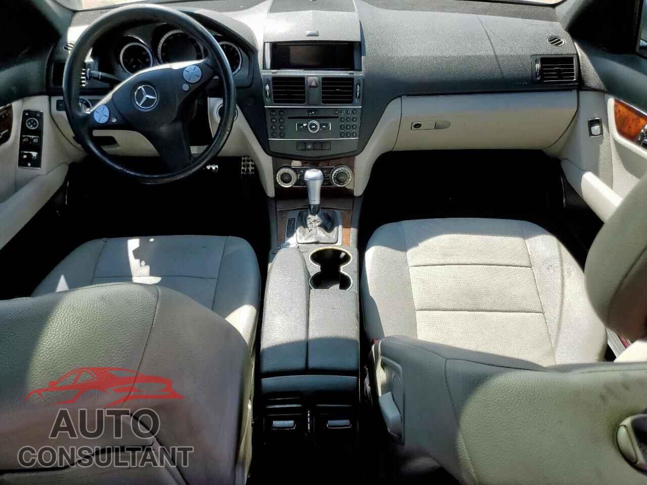 MERCEDES-BENZ C-CLASS 2011 - WDDGF5EB0BR185403