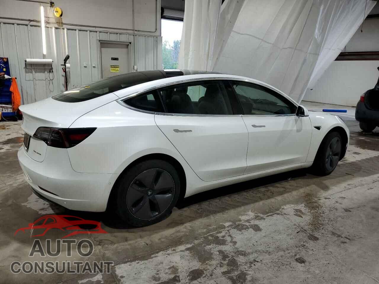 TESLA MODEL 3 2020 - 5YJ3E1EB7LF637715