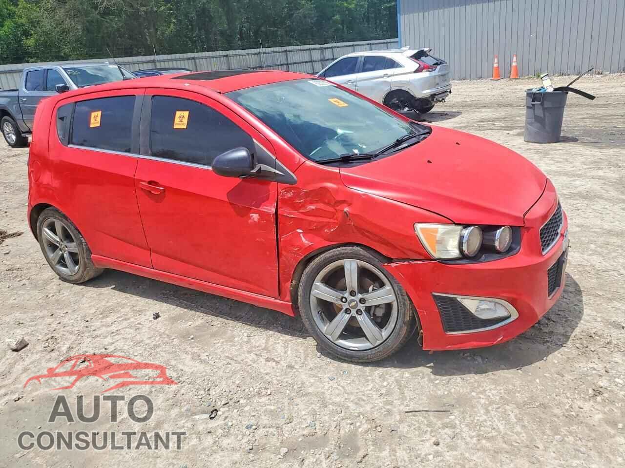 CHEVROLET SONIC 2014 - 1G1JG6SB4E4236421