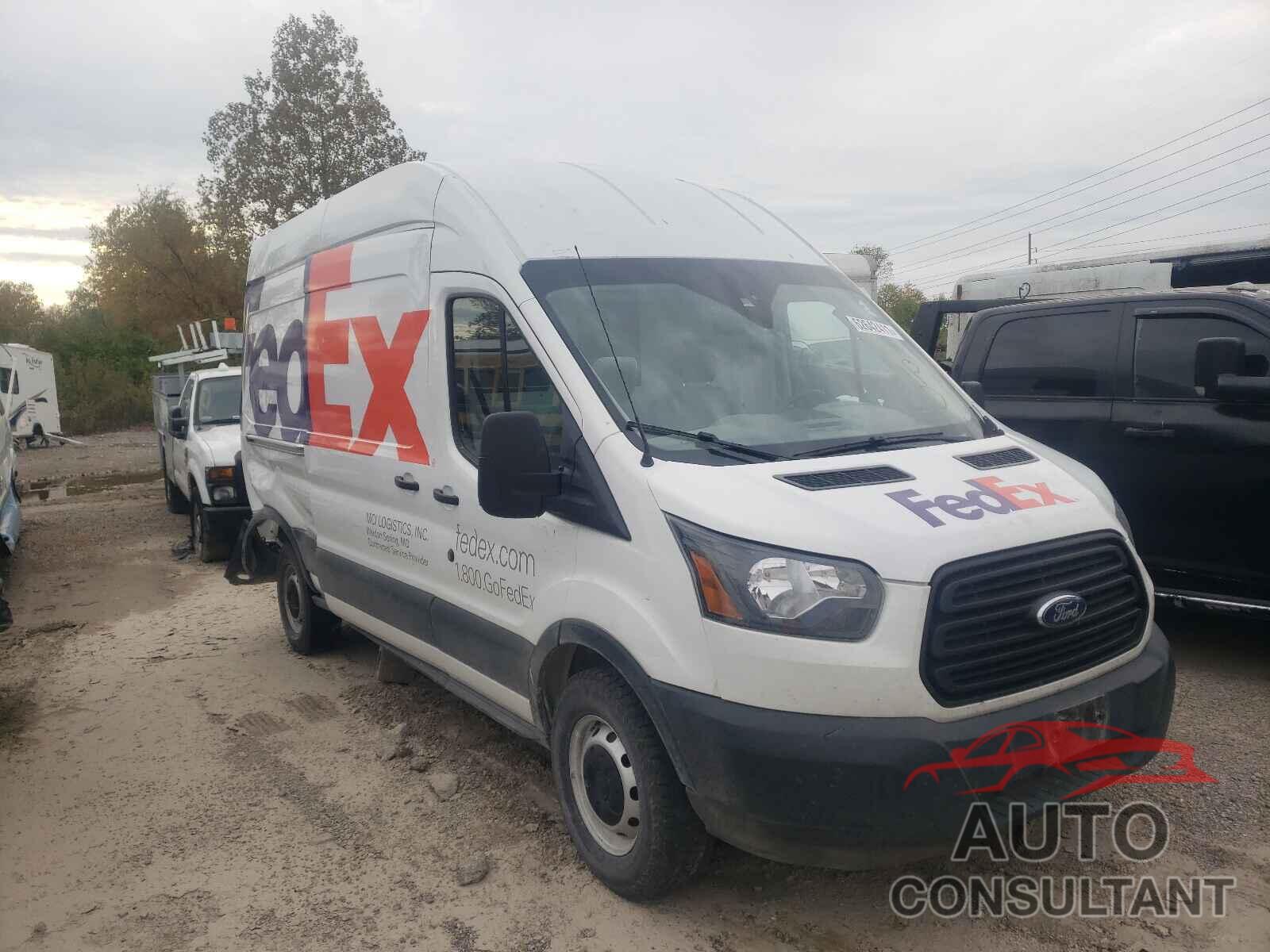 FORD TRANSIT CO 2019 - 1FTYR2XM5KKA15596