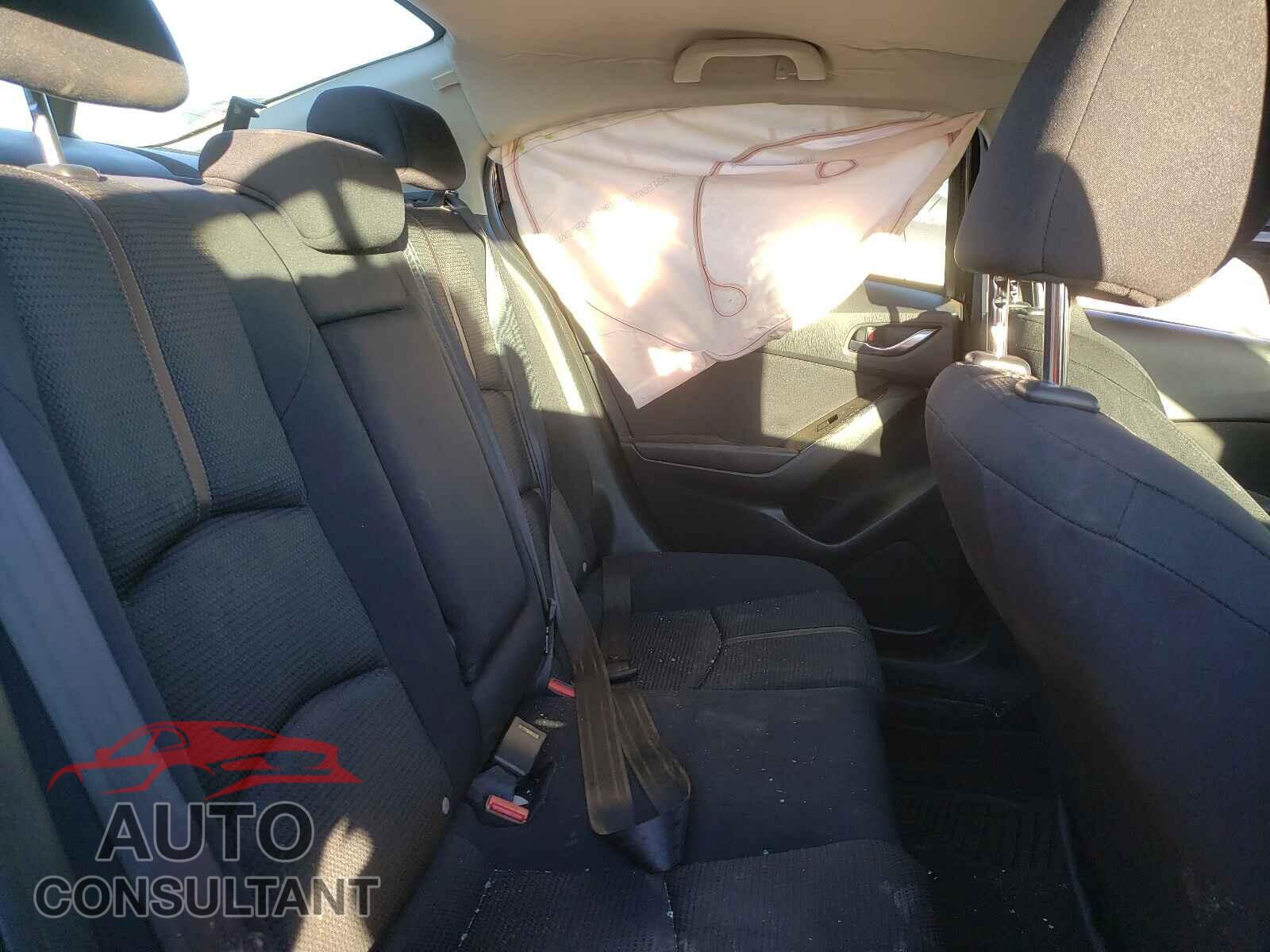 MAZDA 3 2017 - 3MZBN1U78HM125888